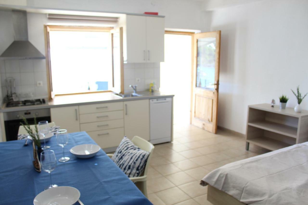Apartments Andrea ヴェラ・ルカ エクステリア 写真